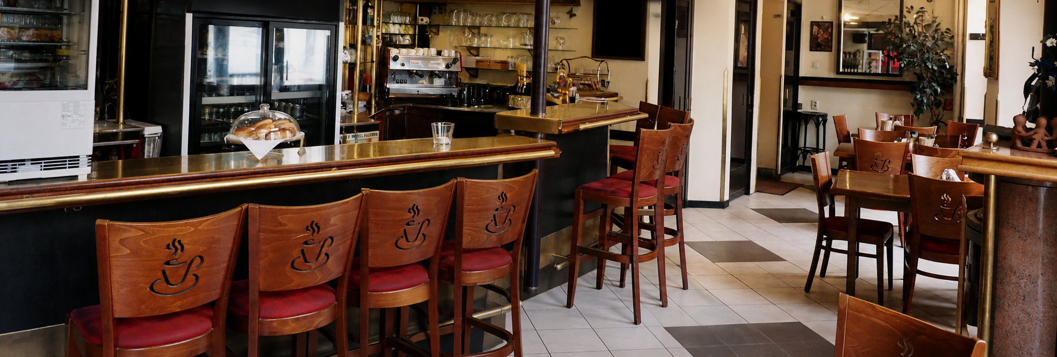 Interiér Rolo Café